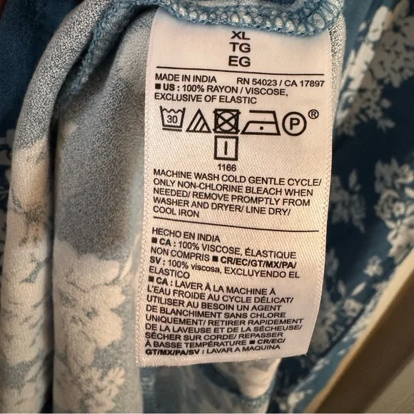 Flutter-Sleeve Crepe Midi Dress, blue with white floral, size XL NWT - Picture 7 of 10